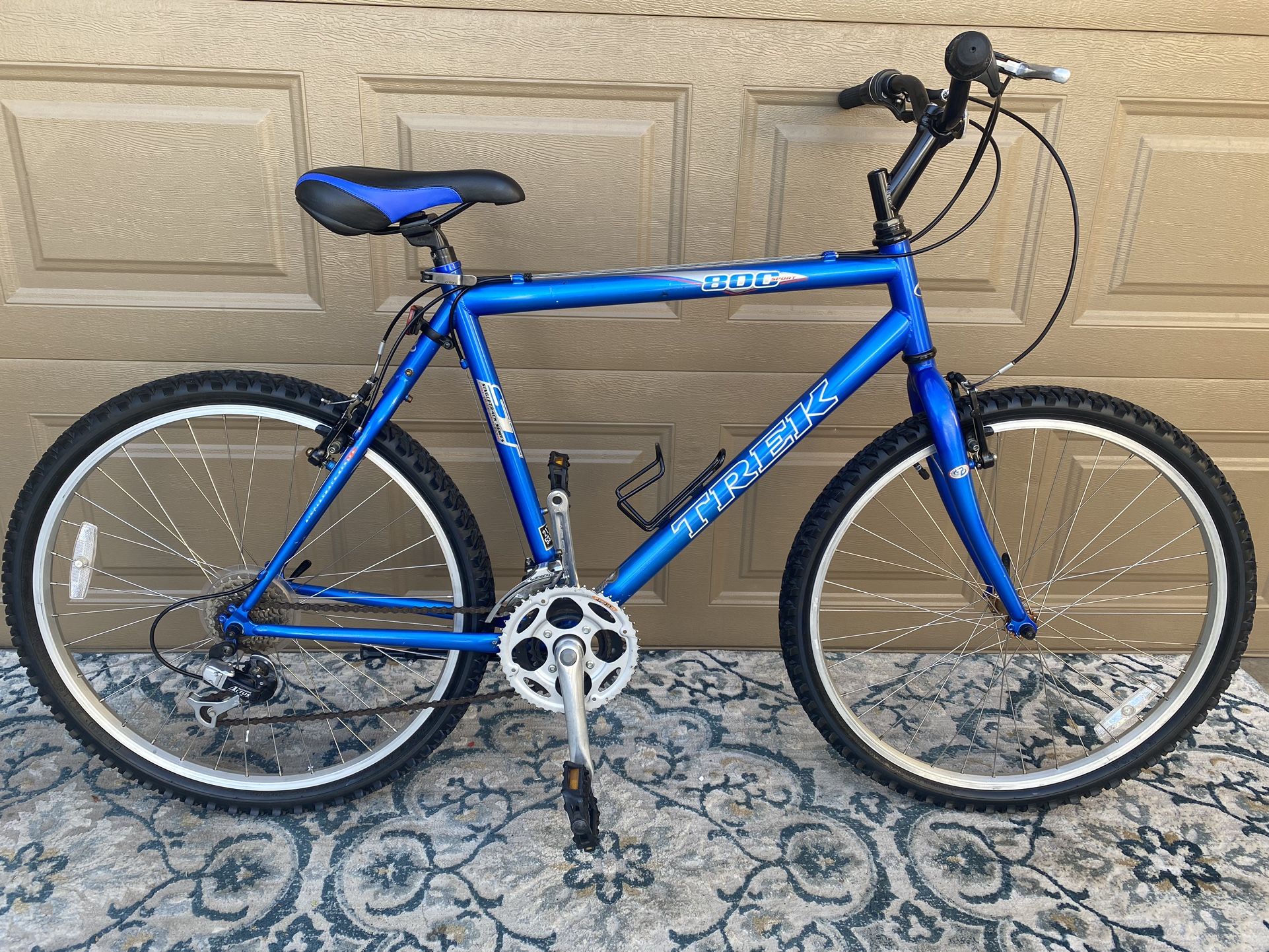 Trek 800 Mountain Bike 