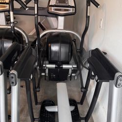  Cybex Arc Trainer – Commercial Gym Equipment 
