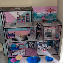 LOL doll House