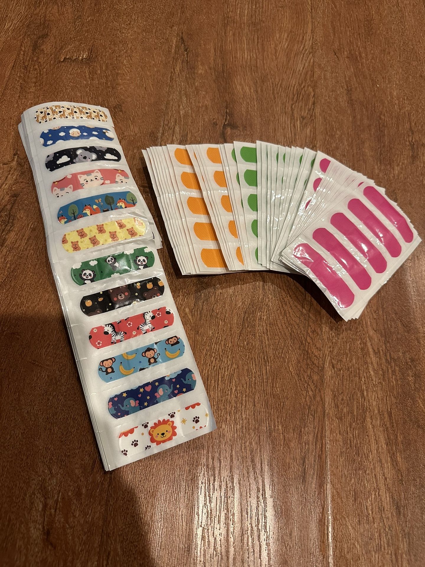 Kids Bandages 330 Pcs