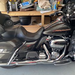 2019 Harley Davidson Ultra Limited  21,000 $