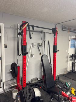 squat rack