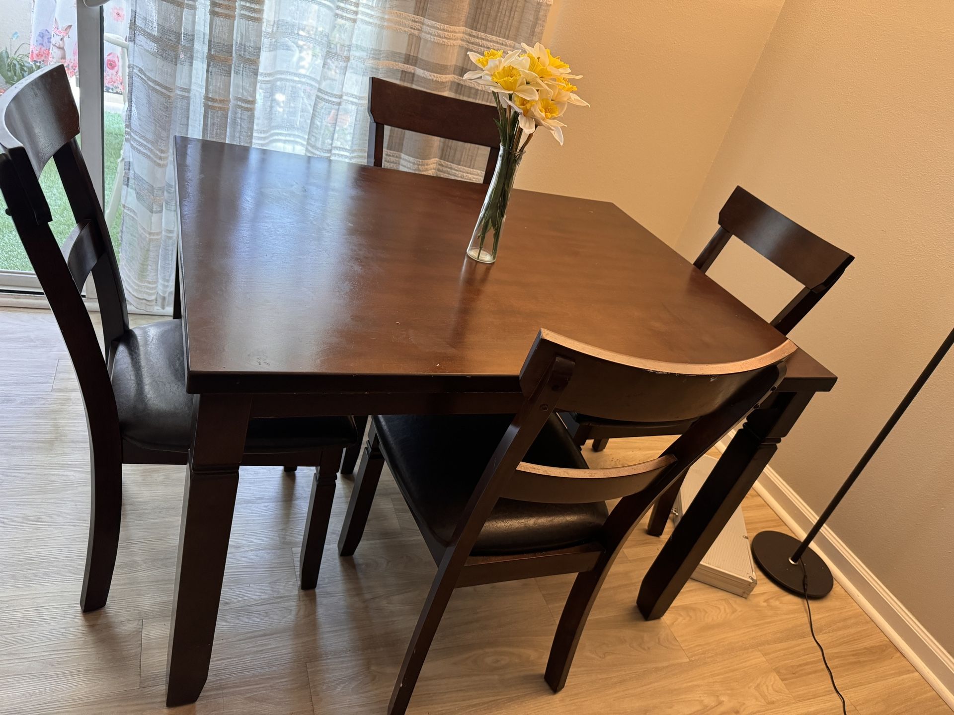 Dining Table With 4 Chairs