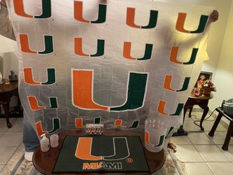 University Of Miami Bath Set