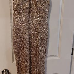 BRIDESMAID/MOTHER OF THE BRIDE/FORMAL/HOMECOMING GOWN LARGE 