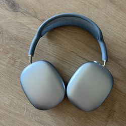 Apple AirPods Max 2025 Blue With Case