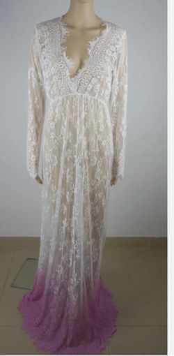 Maternity dress size large but can fit small or medium