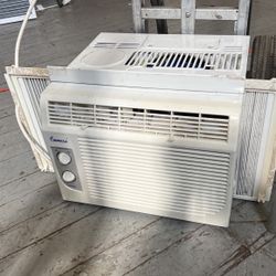 5,000 Btu AC