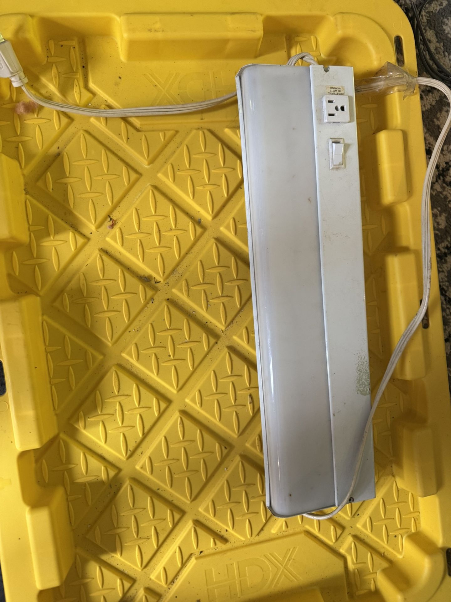 Small Shop Or Cabinet Light