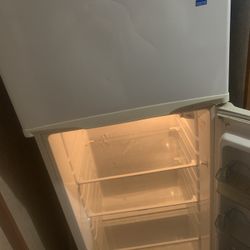 Fridge Apartment Size /rv 