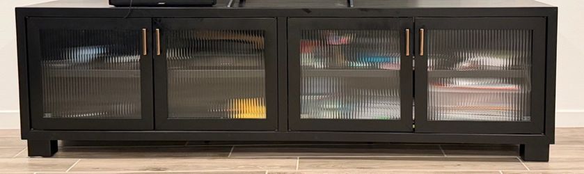 XL TV unit - just 10 months old from Ashley store