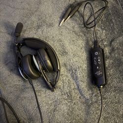 DC Pro x2 ANR Aviation Headset W/ Original Bag. Lightly Used