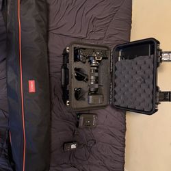 Black magic 4k Kit + Tripod