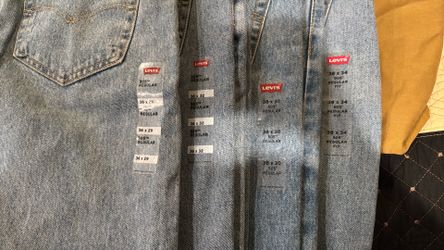Men’s Levi’s jeans