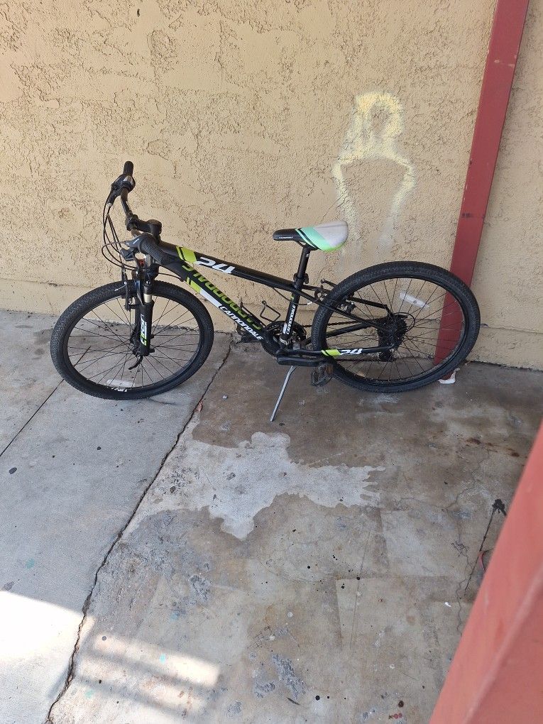 Cannondale RST First Air 24, which is a 24-inch kids