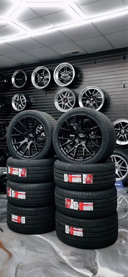 Hellcat Style Wheels Gloss Black & Matte Black