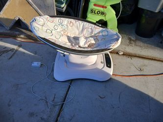 4 mom's mamaroo baby rocker