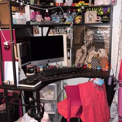 corner desk with shelves 