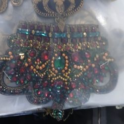 D & G