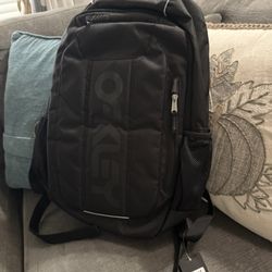 Oakley Enduro Backpack 