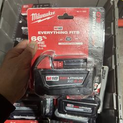 Batery Milwaukee Hilty Makita 