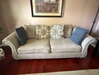Sofa set - Ashley