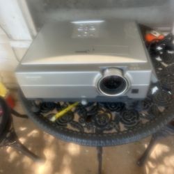 Nice Sharp Projector