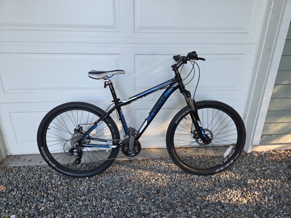 Trek Mountain Bike