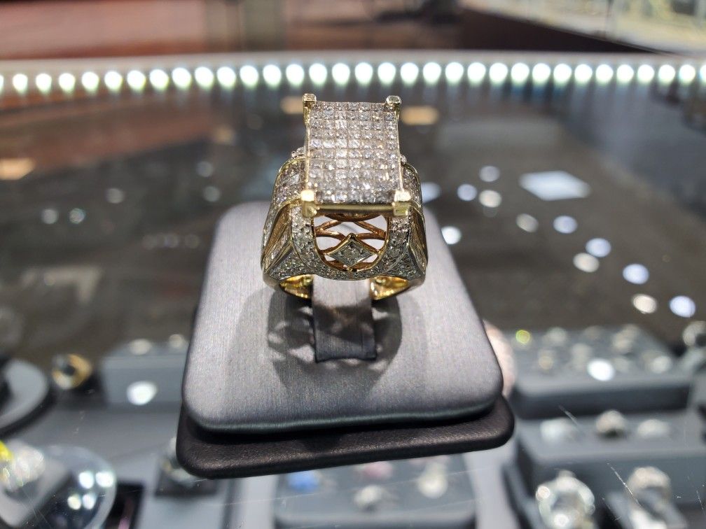 14K Gold with Diamond Ring, 5.0 ct, Princess Cut, Baguettes, Round Diamonds, Solid and Heavy, Unique, Beautiful, Elegant