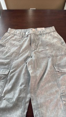 Brand new pair of pants $10. Located in Riverside.