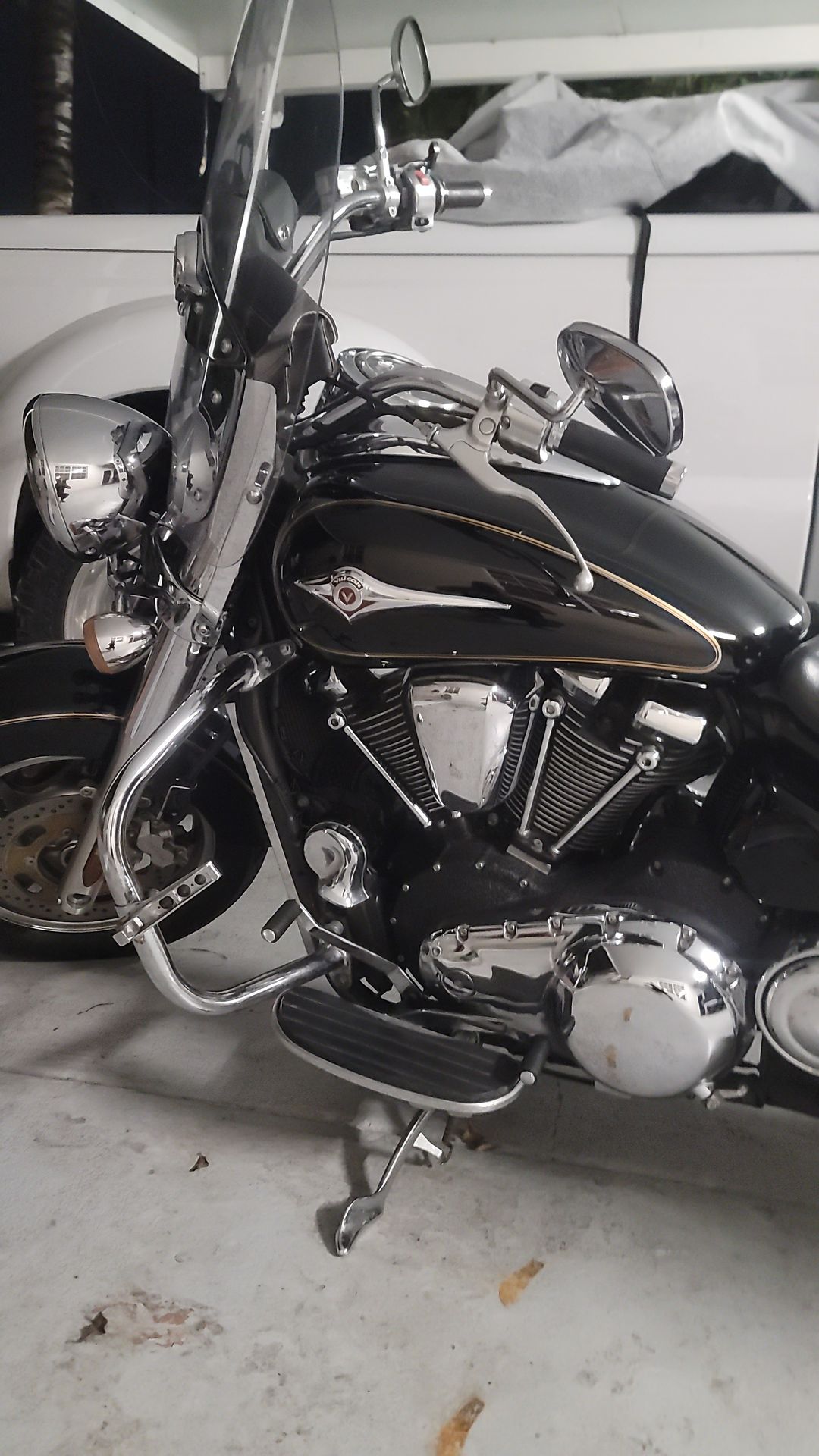 Kawasaki vulcan 2000cc for Sale in Miami, FL - OfferUp