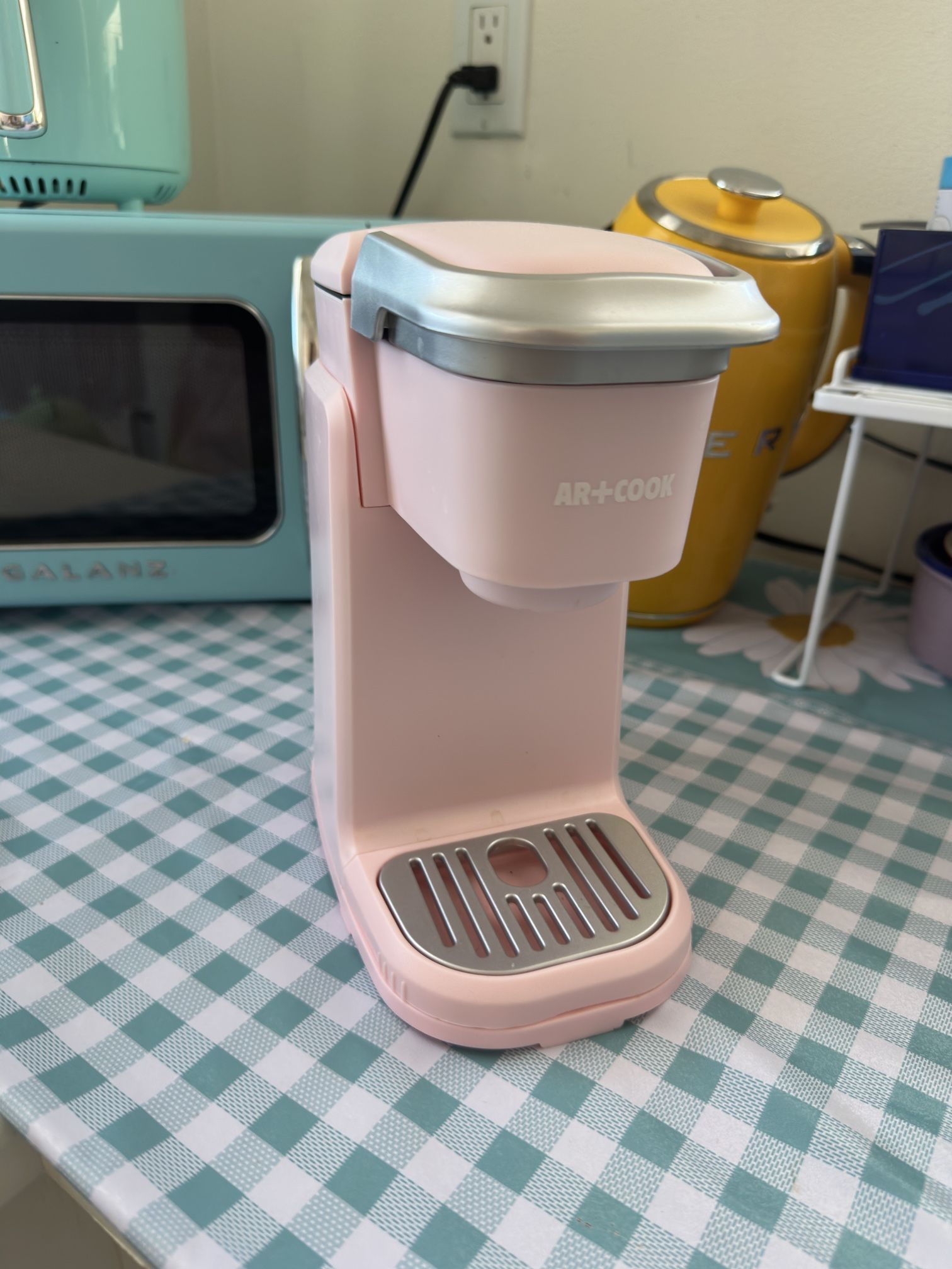 pink ar+cook coffee maker/brewer