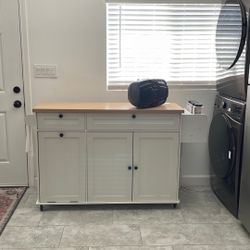 Rolling Kitchen island for sale