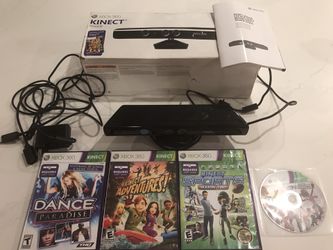 Xbox 360 Kinect Bundle with box and 4 games