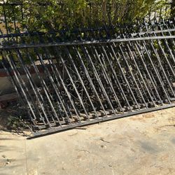 Free Scrap Metal Fence 