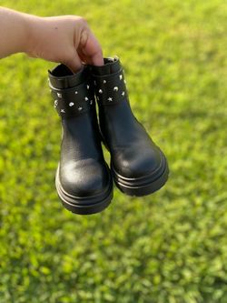 Toddler boots 12c