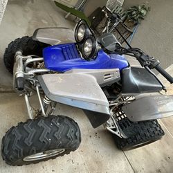 Cuatrimoto YAMAHA 350