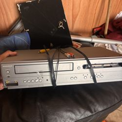 VCR DVD Combo 
