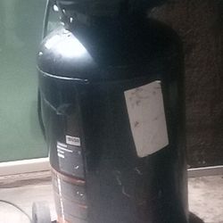 Air Compressor By Husky 200 Psi 