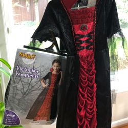 Small Victorian Vampiress Costume/Kids