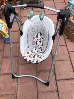 Graco infant swing