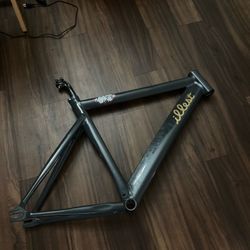 Leader Fixie Track Frame 