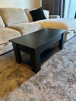 Lift top coffee table