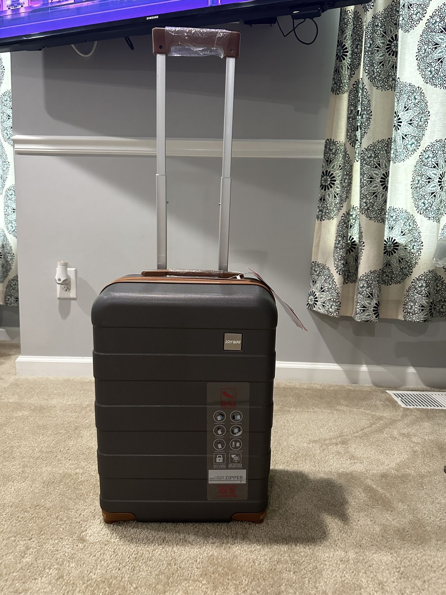 Joyway 20” Carry On Luggage 
