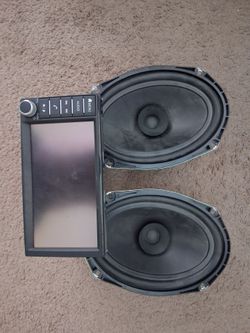 Car Touchscreen Head Unit with Two Oval Speakers