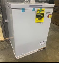 Conservator White Chest Freezer 5CF