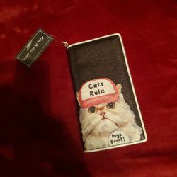 Cats rule wallet