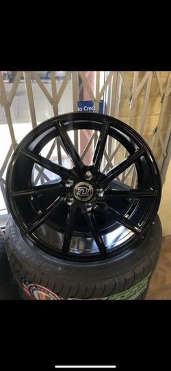New set of (4) 18" Drag Concepts R-35 wheels for sale