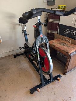 Schwinn Ic Elite Stationary Spinning Exercise Bike