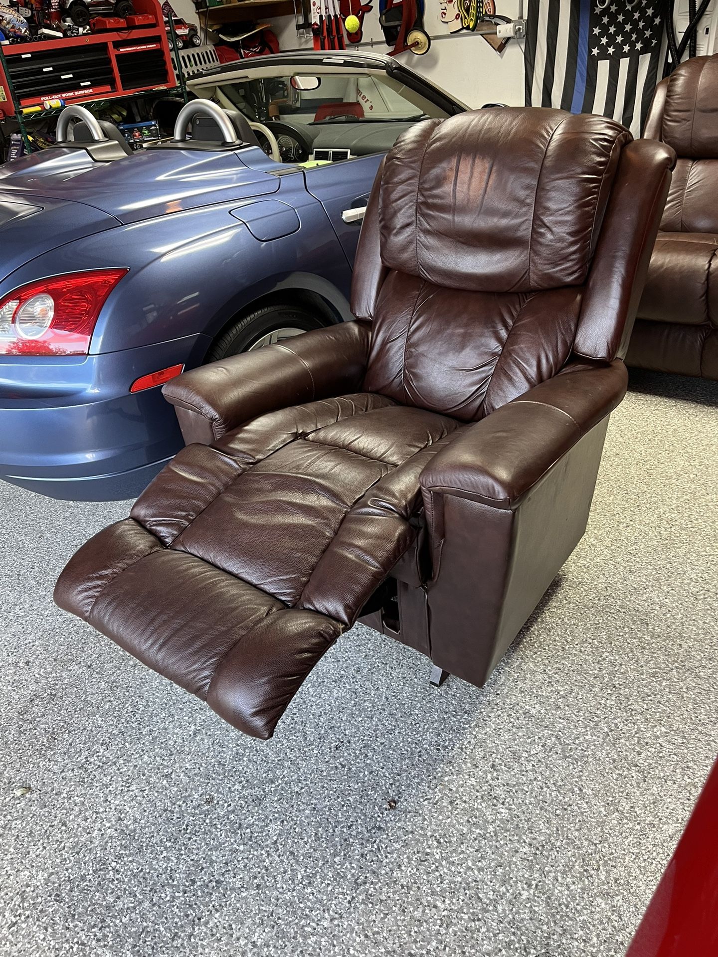 LayzBoy Recliners (2) for Sale in Glen Ellyn, IL OfferUp